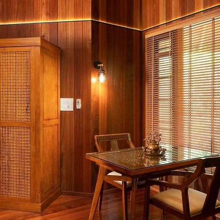 Villa Woods & Palms Pollāchi 外观 照片